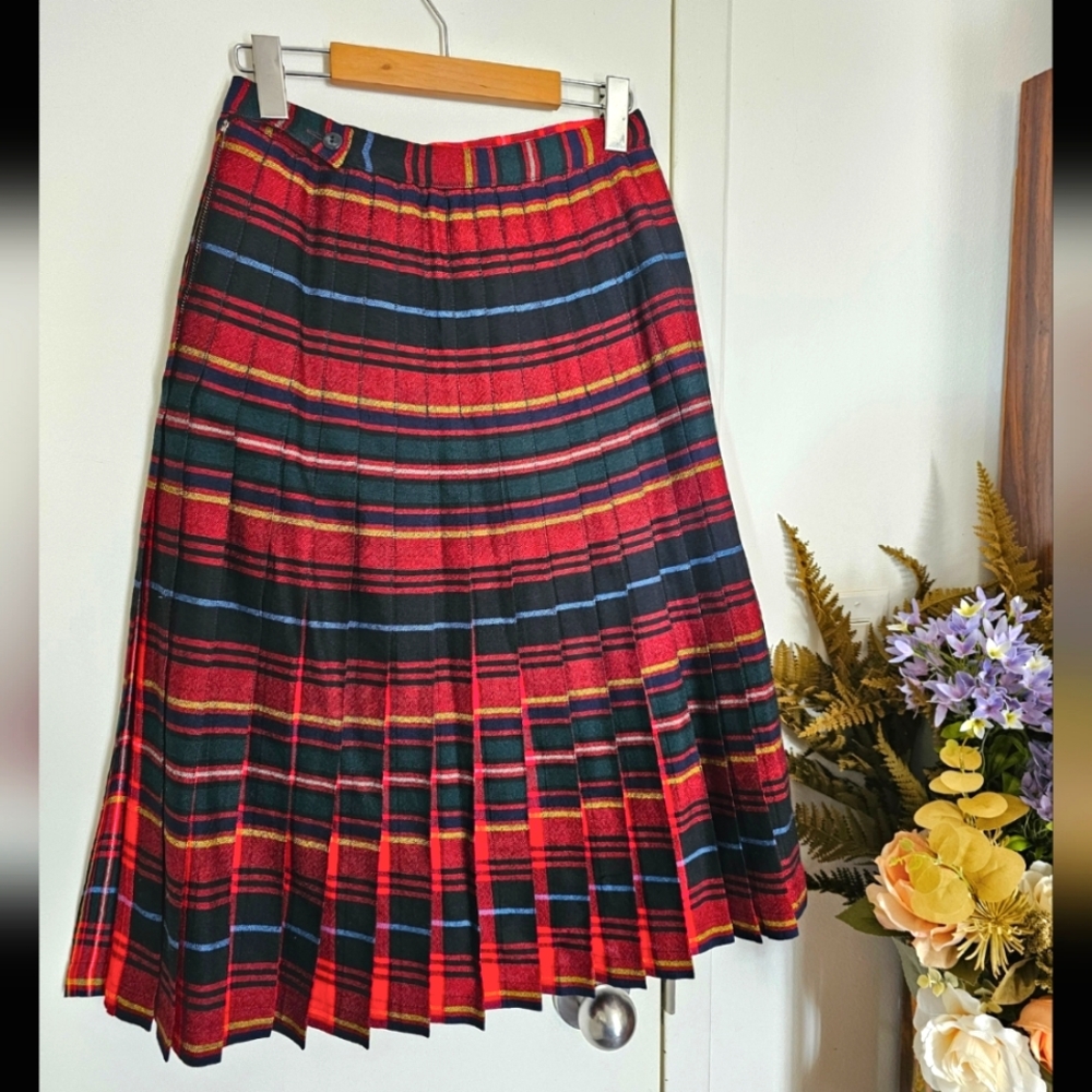 Reversible 100% Virgin Wool Highland Queen Plaid Kilt Vintage Skirt 60s 70s